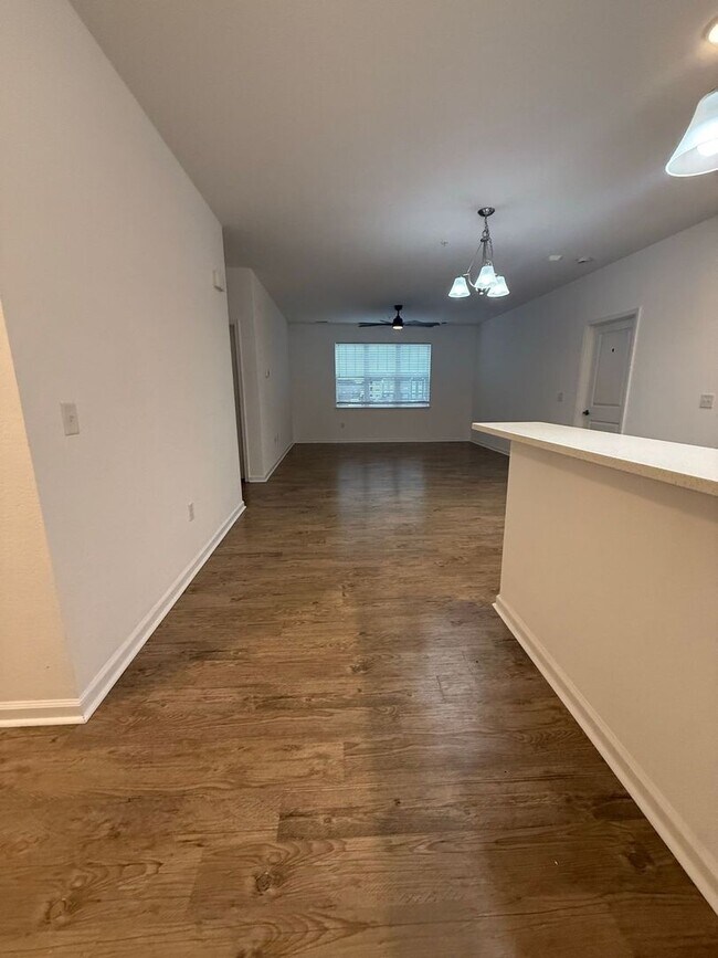 Foto del edificio - Newly Built 2BR Condo "ASK ABOUT OUR ZERO DEPOSIT"