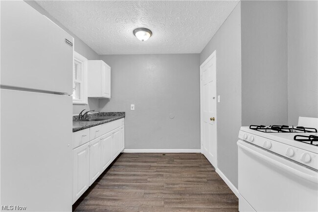 Foto del edificio - 5479 Hollywood Ave