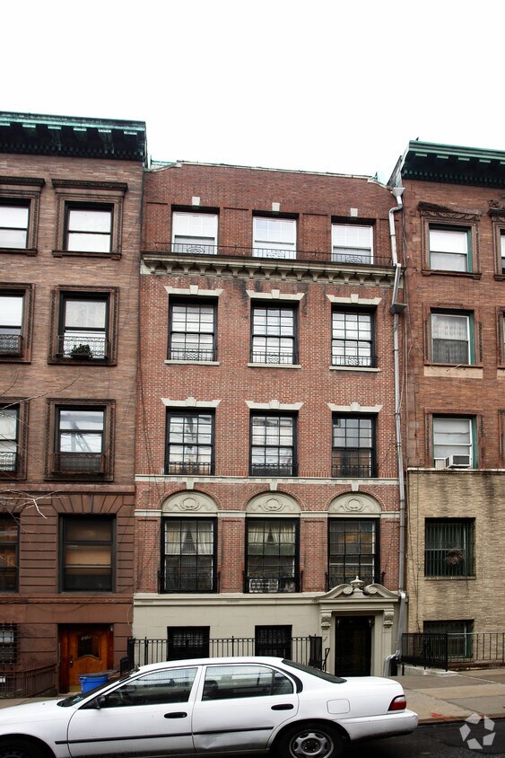 Building Photo - 317 W 75th St