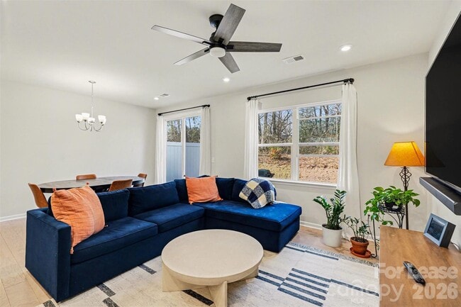 Foto del edificio - 5128 Somerset Hill Ln