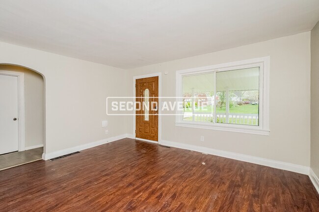 Building Photo - 3714 Luken DR