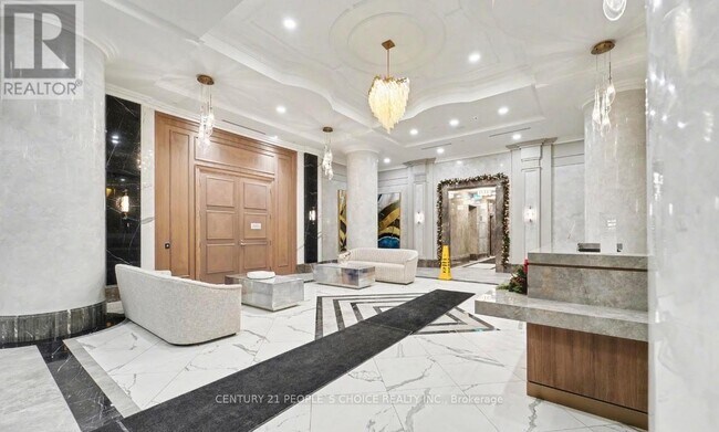 Building Photo - 30 Elm Dr W