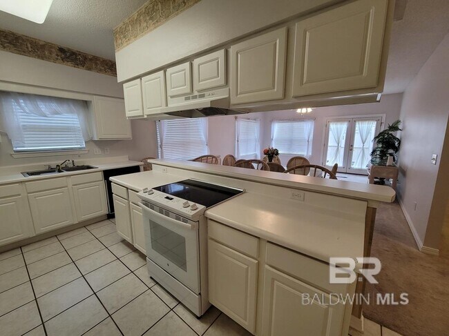 Foto del edificio - 501 Cotton Creek Dr