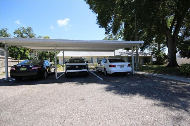 Foto del edificio - 1535 Nursery Rd