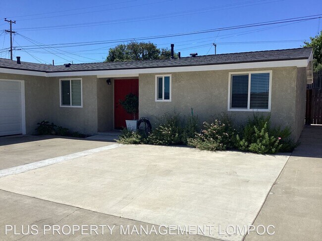 Building Photo - 3 br, 1.5 bath House - 3669 Via Orilla