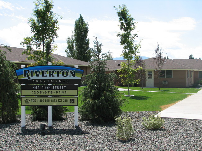 Building Photo - Riverton