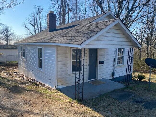 Building Photo - 2/1 in Kings Mtn, NC