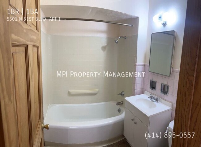 Foto del edificio - 5501 N. 55th Boulevard Apt. #1, Milwaukee ...