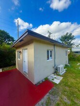 Building Photo - 785 NW 76th St