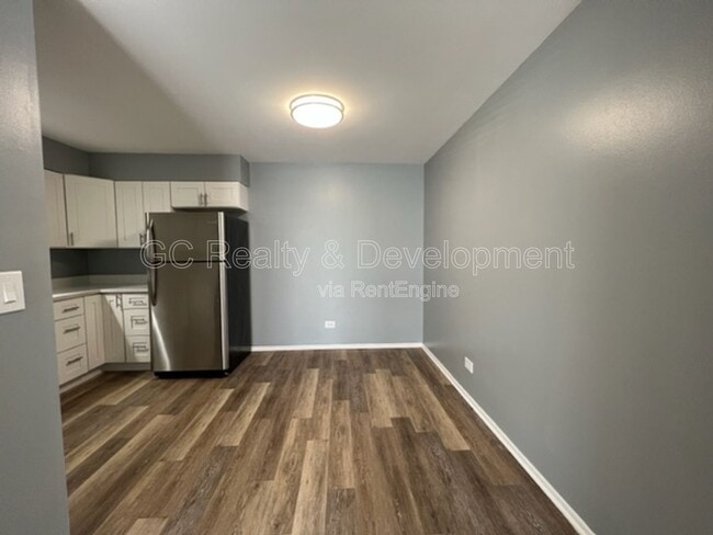 Foto del edificio - 316 N Warwick Ave