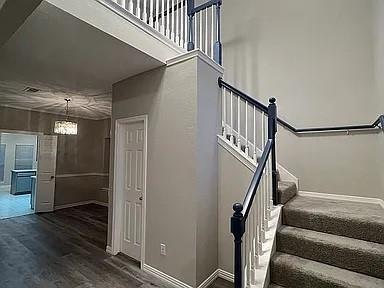 Building Photo - 3035 Brookshire Dr