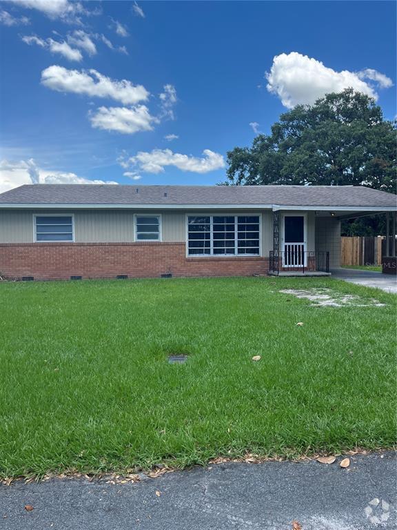 Building Photo - 925 Susan Dr