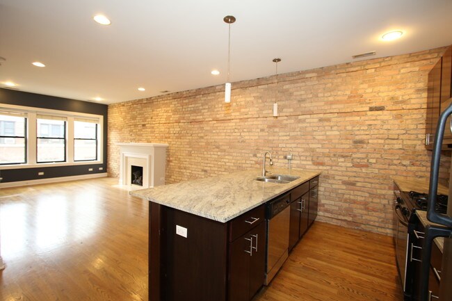 Building Photo - 3171 N Hudson Ave