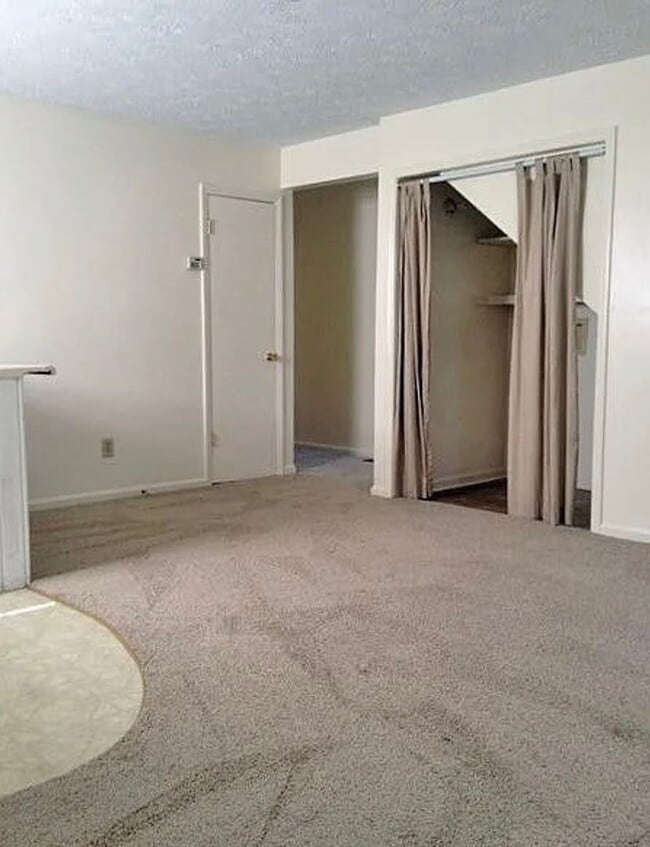 Foto del edificio - 2 Bedroom Near Law School!