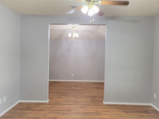 Building Photo - 5600 Flowerwood Ln
