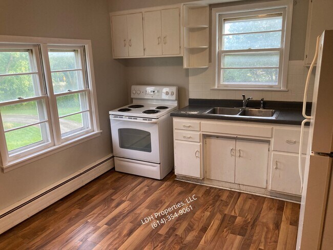 Foto del edificio - 749 N McElroy Rd