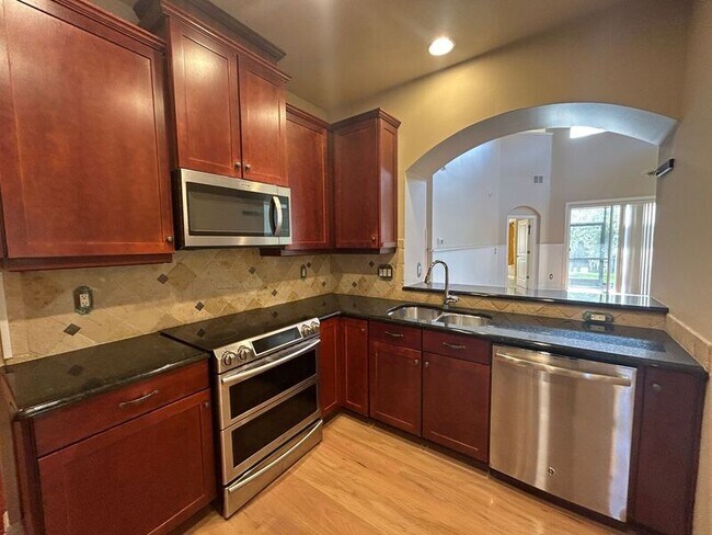 Building Photo - 4963 Anniston Cir