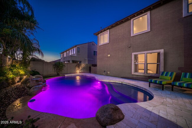 Foto del edificio - 2681 E Hampton Ln