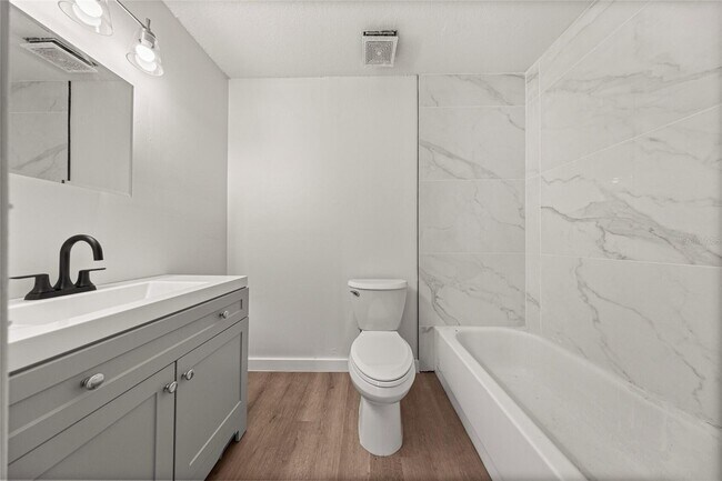 Foto del edificio - 2931 SE 52nd Ave