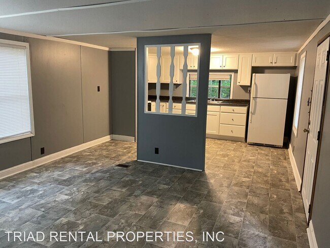 Foto del edificio - 2 br, 1 bath House - 6074 SUSAN DRIVE