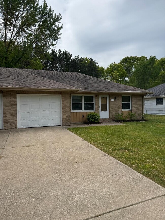Foto del edificio - 3138 Birchwood St