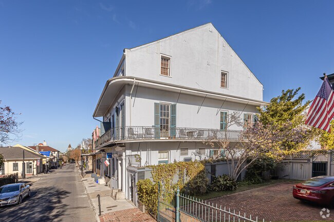 Foto del edificio - 931 Governor Nicholls St