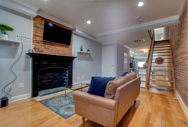 Foto del edificio - 141 N Patterson Park Ave