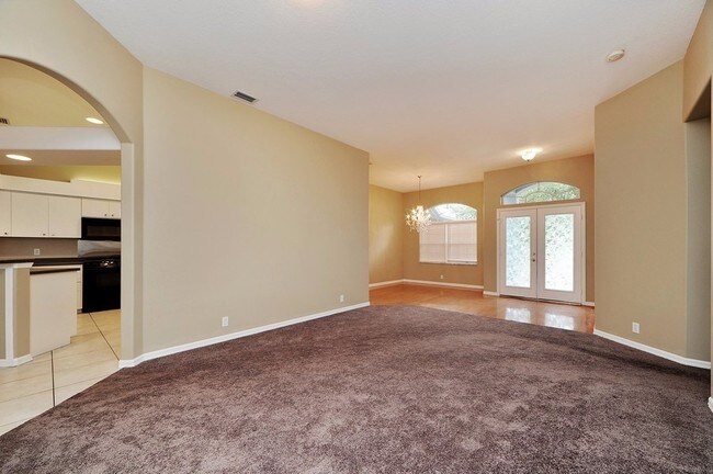 Building Photo - 10558 Old Grove Cir