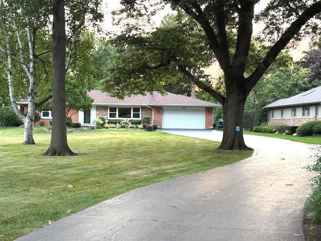 Building Photo - 810 S Edgewood Ln