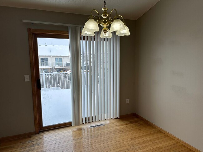 Foto del edificio - 1641 51st St S