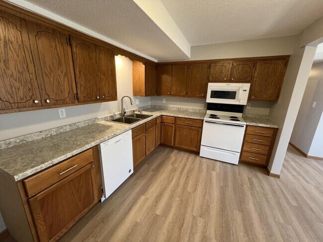 Foto del edificio - 3626 15th Ave NW