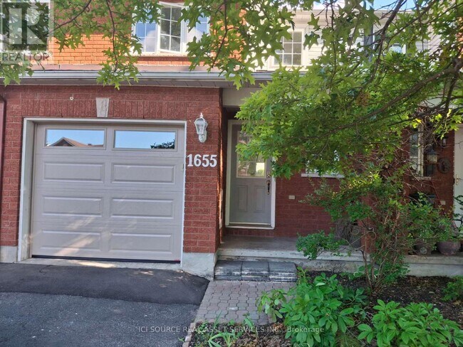 Building Photo - 1655 Jobin Crescent