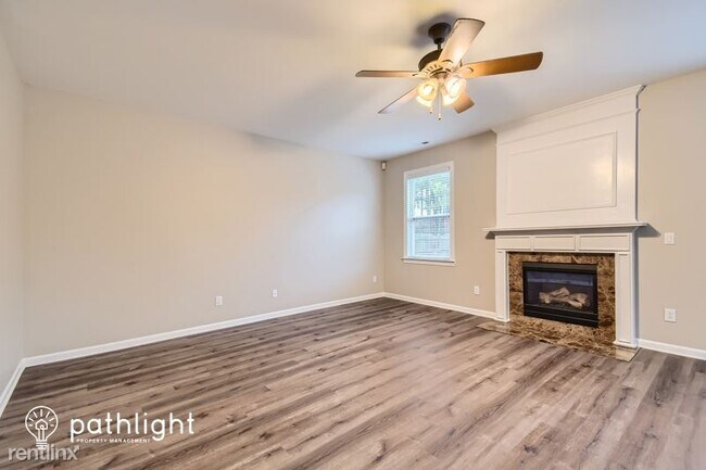 Foto del edificio - 4 br, 2.5 bath House - 3631 Lanier Drive UNIT