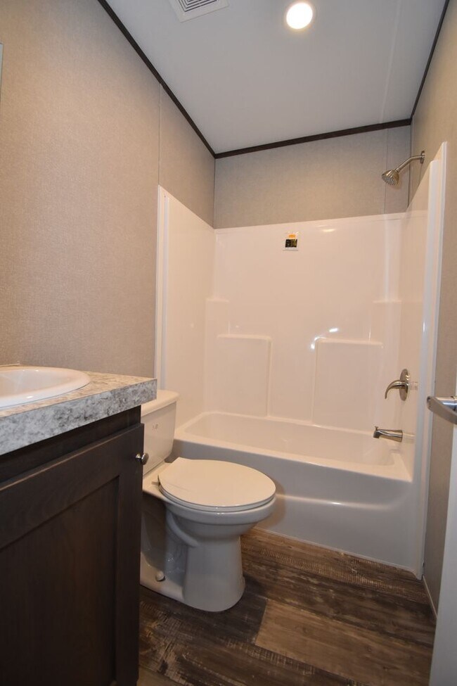 Foto del edificio - 155 Kathryn Ln
