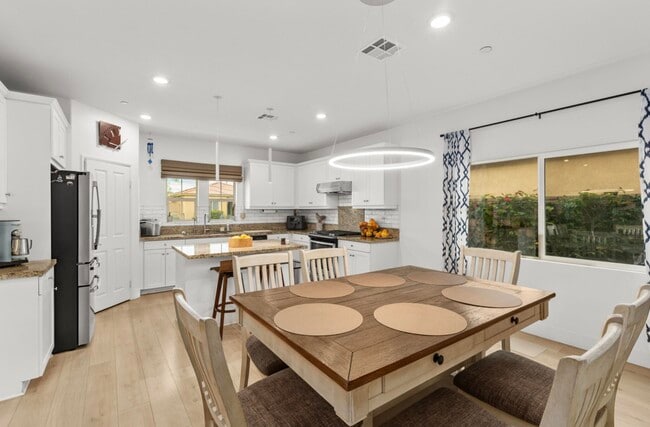 Foto del edificio - 67505 Rio Naches Rd