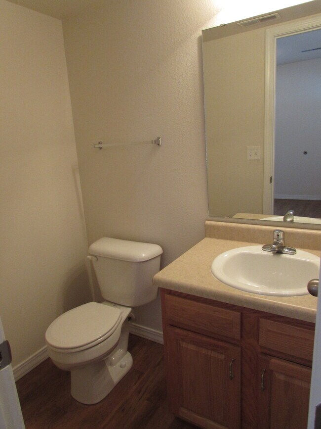 Building Photo - 6187-MF1-E1