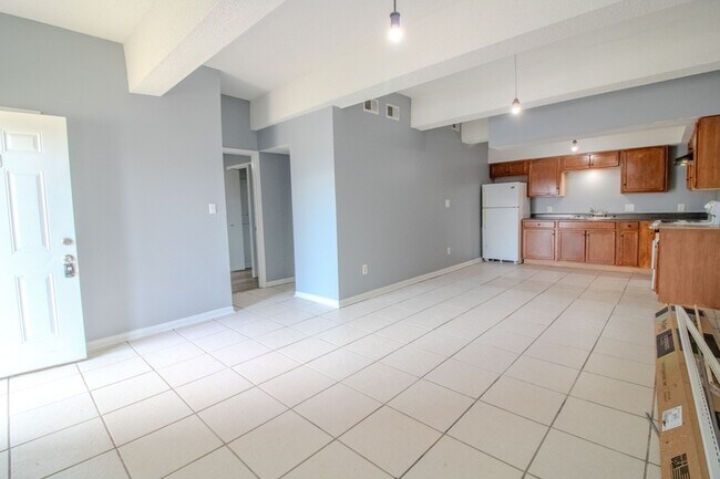 Building Photo - 815 Martin Luther King Jr Dr