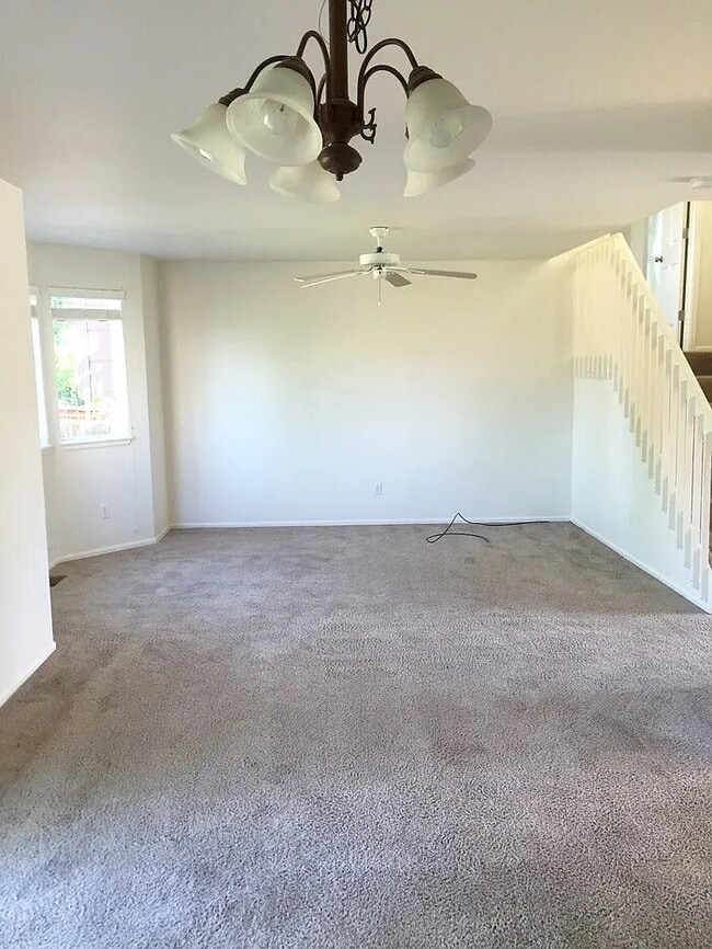 Building Photo - "Spacious 4-Bed Retreat in Parker, CO - Yo...