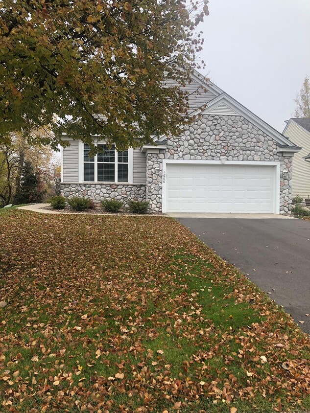 Primary Photo - 1680 Oakbrooke Ct