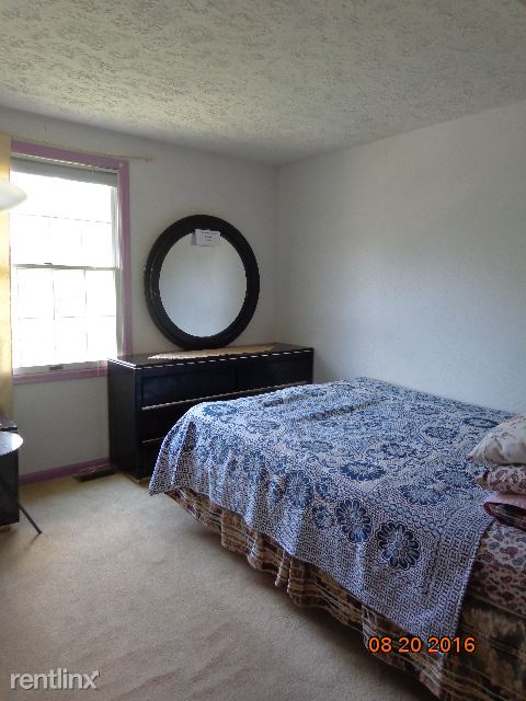 Building Photo - 3560 Laurel View Ct