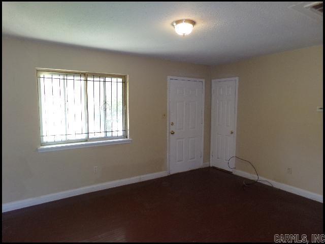 Foto del edificio - 1504 E 38th St