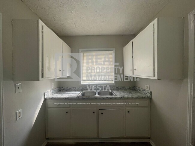 Foto del edificio - 1586 Hurley Cir