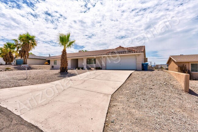 Building Photo - CHARMING 4 BEDROOM WITH SOLAR