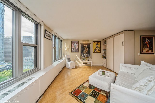 Foto del edificio - 400 E Randolph St