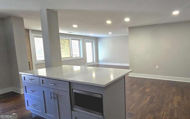 Building Photo - 3594 Abbotts Bridge Rd