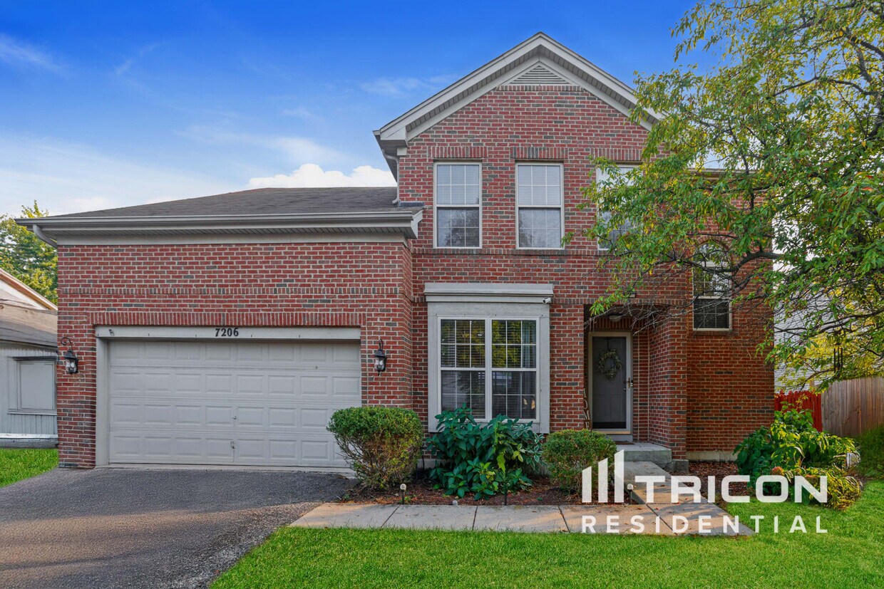 Foto principal - 7206 Faxton Ln