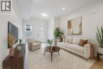 Building Photo - 141 REVERIE Wy