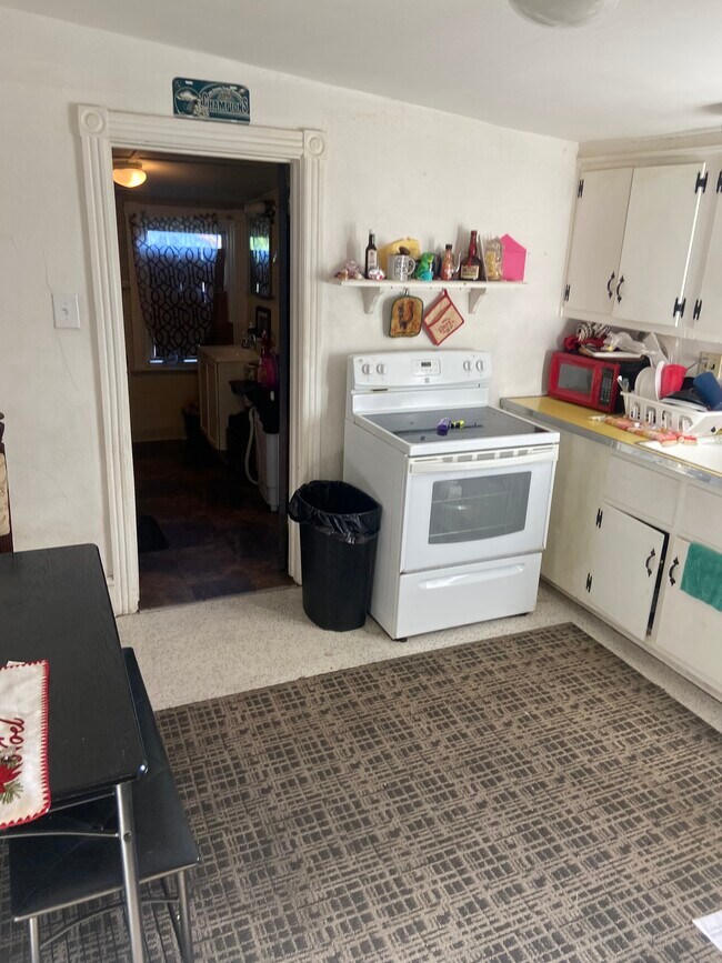 Foto del edificio - 112 Webster Ave