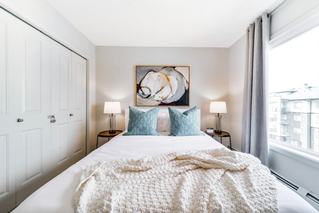 Photo du bâtiment - 390 Windermere Rd NW