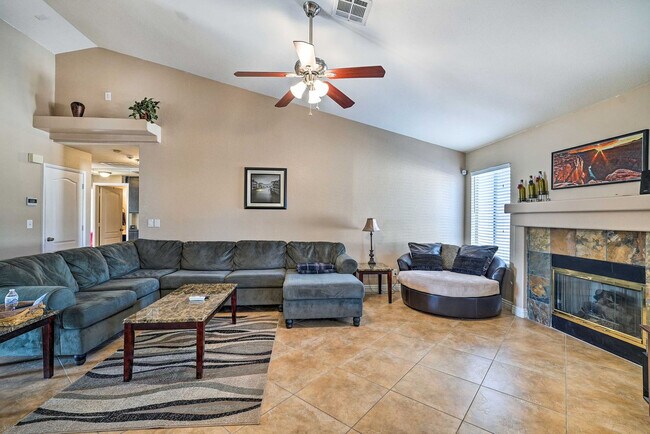 Foto del edificio - 2744 Briarcliff Ave